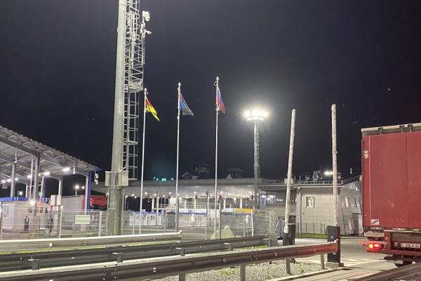 С введением новой электронной очереди на Ларсе среднее время прохождения увеличилось до 5 дней